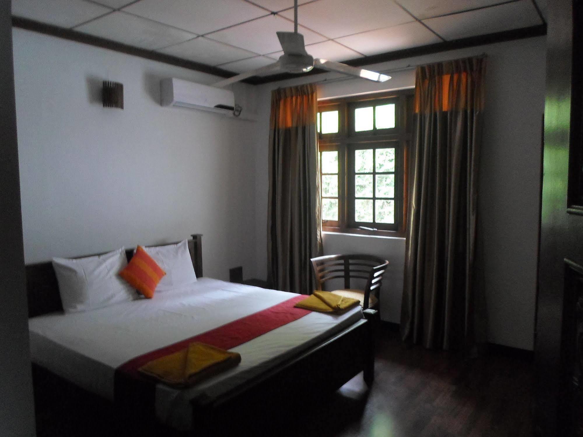 Kandy Green View Bungalow Екстер'єр фото